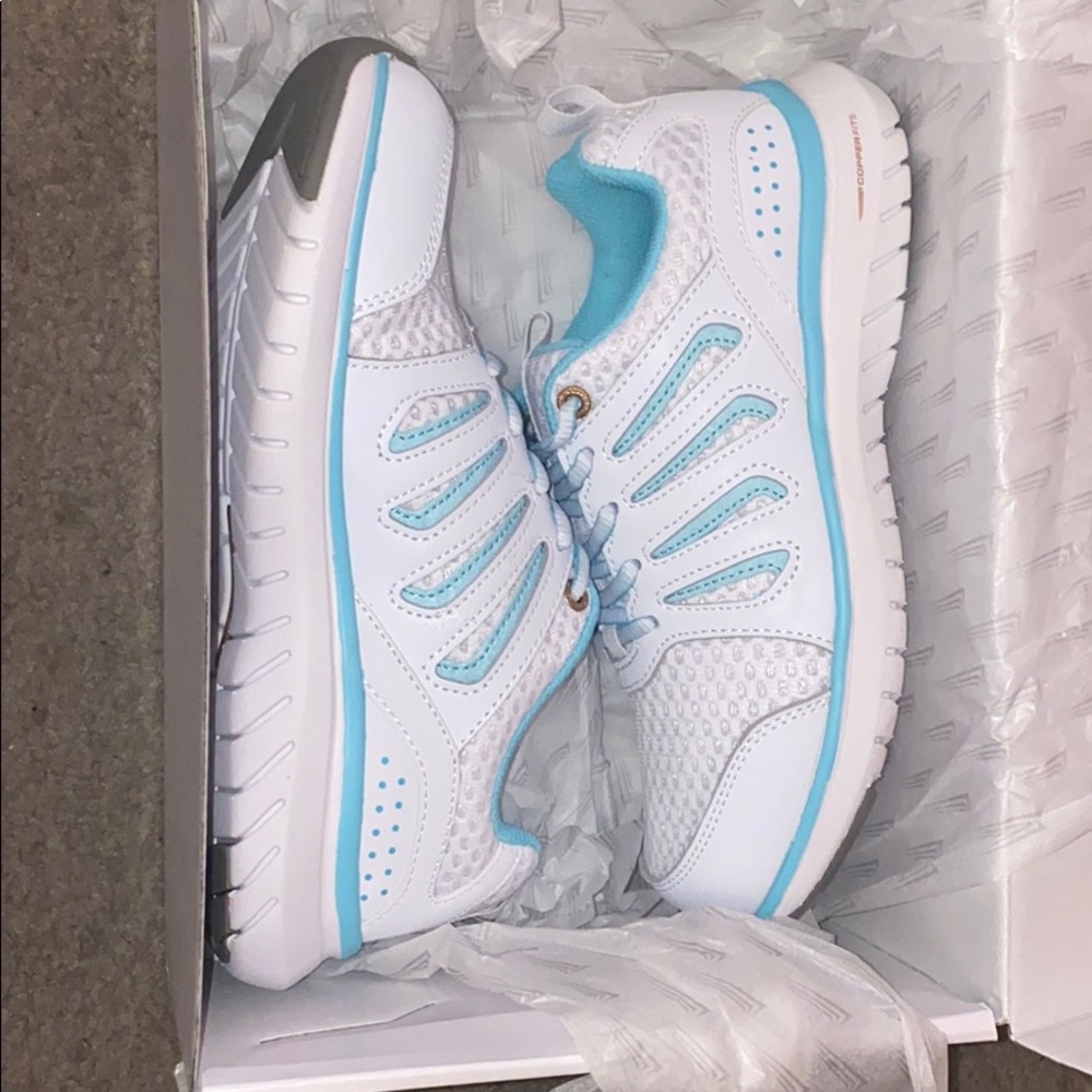 Copper Fit lace up Sneakers
